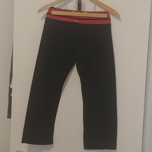 Yoga pants 3/4 - Picture 2 of 2